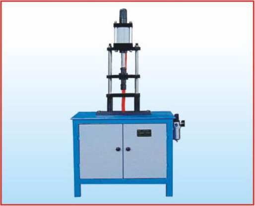 A808D型氣壓套皮輥機(可套鋁襯套)